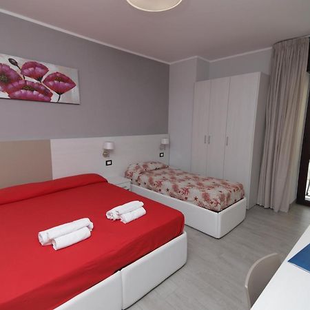 לינה וארוחת בוקר צ'נטולה Meuble Leonetti מראה חיצוני תמונה