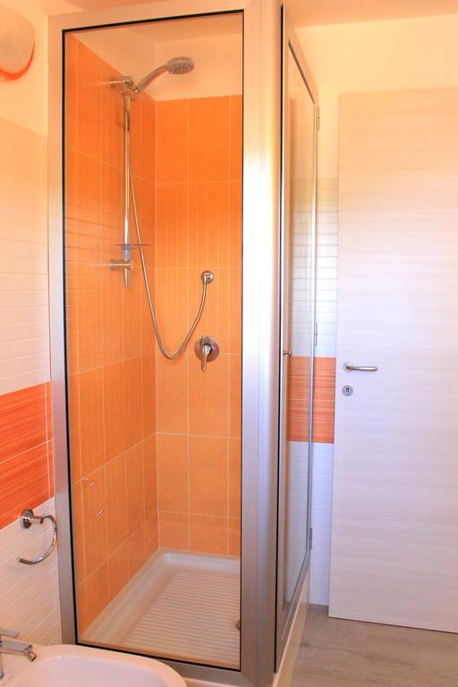 לינה וארוחת בוקר צ'נטולה Meuble Leonetti מראה חיצוני תמונה